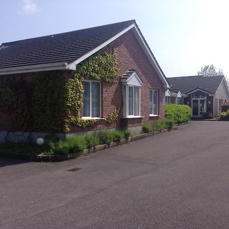 Glenwood House Hotel Carrigaline Exterior foto